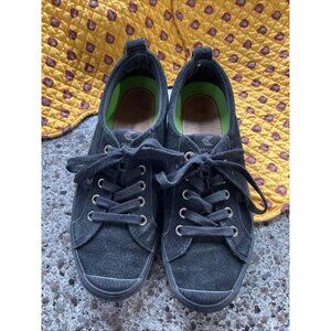 Cariuma OCA Shoes Women's 8‎ Triple Black Suede Low Top Lace Up Casual Sneakers